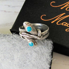 Charger l'image dans la galerie, Antique Turquoise & Silver Double Snake Ring - MercyMadge