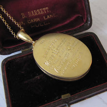 Cargar imagen en el visor de la galería, Antique Victorian Large Engraved Gold Locket, Engraved to Beloved Hannah, 1882
