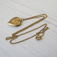 Charger l'image dans la galerie, Vintage 10ct Rolled Gold Heart Locket & Chain