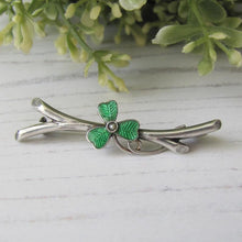 Charger l'image dans la galerie, Antique Silver & Green Enamel Shamrock Pin