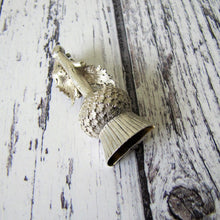 Charger l'image dans la galerie, Antique Victorian Scottish Silver Thistle Boutonniere Brooch, Lewis & Alexander 1885 - MercyMadge