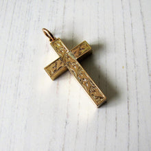 Cargar imagen en el visor de la galería, Victorian 15ct Gold Engraved Cross Pendant - MercyMadge