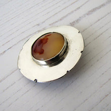 Charger l'image dans la galerie, Art Nouveau Sterling Silver Agate Brooch - MercyMadge
