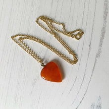 Carica l'immagine nel visualizzatore di Gallery, Victorian Carnelian Heart Pendant