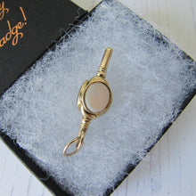 Carica l'immagine nel visualizzatore di Gallery, Antique 15ct Gold Watch Key Fob, Victorian/Georgian - MercyMadge