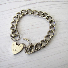 Charger l'image dans la galerie, Victorian Silver Curb Chain Bracelet, Heart Padlock Clasp - MercyMadge