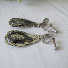 Charger l'image dans la galerie, Vintage Siam Silver Neilloware Drop Earrings