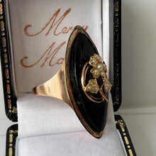 Cargar imagen en el visor de la galería, Victorian 9ct Gold, Pearl and Whitby Jet Forget-me-Not Ring