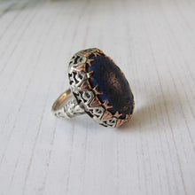 Charger l'image dans la galerie, Antique Georgian Ring, Silver Gold & Lapis Lazuli