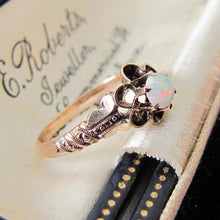 Charger l'image dans la galerie, Gold Victorian Opal Flower Ring