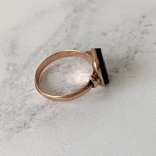 Cargar imagen en el visor de la galería, Georgian 15ct Gold Roman Seal Intaglio Ring