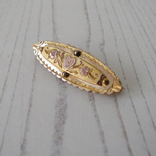 Charger l'image dans la galerie, Antique Victorian 9ct Gold Sweetheart Brooch, Engraved Heart & Forget-me-Nots