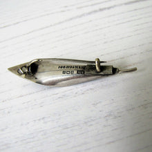 Charger l'image dans la galerie, Edwardian Silver Enamel Brooch, Lily of the Valley - MercyMadge