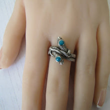 Charger l'image dans la galerie, Antique Turquoise & Silver Double Snake Ring - MercyMadge