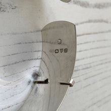 Cargar imagen en el visor de la galería, Charles Horner Chester Silver Bracelet