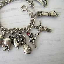 Charger l'image dans la galerie, Vintage Afro Brazilian Penca de Balangandan Silver Charm Bracelet - MercyMadge