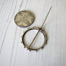 Charger l'image dans la galerie, Queen Victoria Full Silver Crown Coin Brooch - MercyMadge