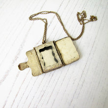 Charger l'image dans la galerie, Victorian Gilt & Turquoise Book Locket, Gilded Silver Cannetille Filigree - MercyMadge