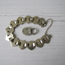 Cargar imagen en el visor de la galería, Victorian Silver & Gold Book Chain Bracelet With Padlock