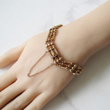 Carica l'immagine nel visualizzatore di Gallery, Antique 15ct Rose Gold Gate Bracelet