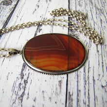 Charger l'image dans la galerie, Antique Victorian Scottish Banded Agate Silver Pendant Necklace - MercyMadge
