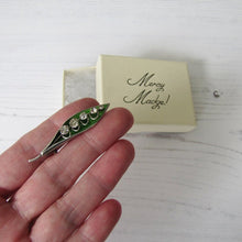 Charger l'image dans la galerie, Edwardian Silver Enamel Brooch, Lily of the Valley - MercyMadge
