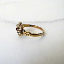 Charger l'image dans la galerie, Georgian 15ct Gold & Topaz Flower Ring