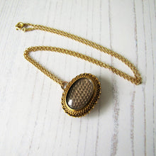 Carica l'immagine nel visualizzatore di Gallery, Antique 15ct Gold Locket Pendant, Mourning For Edward Aged 8 - MercyMadge