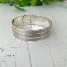 Cargar imagen en el visor de la galería, Charles Horner Chester Silver Bracelet