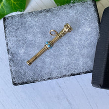 Charger l'image dans la galerie, Victorian 15ct Gold & Turquoise Pencil Pendant