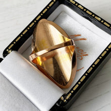 Cargar imagen en el visor de la galería, Victorian 9ct Gold, Pearl and Whitby Jet Forget-me-Not Ring