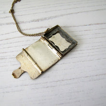 Charger l'image dans la galerie, Victorian Gilt & Turquoise Book Locket, Gilded Silver Cannetille Filigree - MercyMadge