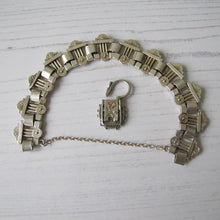 Cargar imagen en el visor de la galería, Victorian Silver & Gold Book Chain Bracelet With Padlock