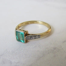 Charger l'image dans la galerie, Art Deco Emerald & Diamond Engagement Ring