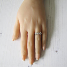 Charger l'image dans la galerie, Vintage 9ct Gold & White Zircon 3 Stone Trilogy Ring, Edwardian Revival