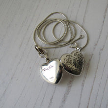 Charger l'image dans la galerie, Thomas Sabo Sterling Silver Engraved Puffy Heart Locket