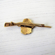 Charger l'image dans la galerie, Gold Victorian Dog Cravat/Tie Pin, Flushing Spaniel - MercyMadge