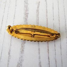 Charger l'image dans la galerie, Antique Victorian 9ct Gold Sweetheart Brooch, Engraved Heart & Forget-me-Nots