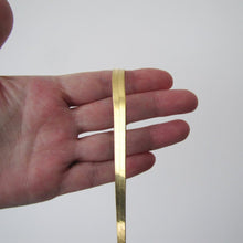 Charger l'image dans la galerie, Italian 18ct Gold Omega Necklace