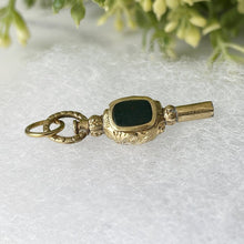 Carica l'immagine nel visualizzatore di Gallery, Antique 15ct Gold Watch Key Fob