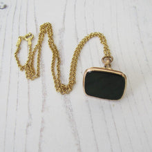 Charger l'image dans la galerie, Victorian 9ct Gold & Agate Fob Seal