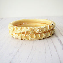 Charger l'image dans la galerie, Antique Elephant Ivory Chinese Carved Dragon Bangles