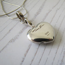 Charger l'image dans la galerie, Thomas Sabo Sterling Silver Engraved Puffy Heart Locket