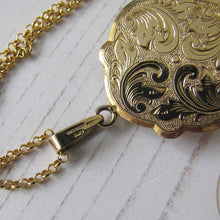 Charger l'image dans la galerie, Edwardian Revival Rolled Gold Engraved Fern Locket, Andreas Daub, Germany
