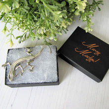 Cargar imagen en el visor de la galería, Vintage Sterling Silver Lizard Brooch, Mexico