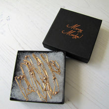 Charger l'image dans la galerie, Antique Gold Guard Chain, Sautoir Necklace, Kollmar & Jourdan, Germany. - MercyMadge