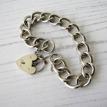 Charger l'image dans la galerie, Victorian Silver Curb Chain Bracelet, Heart Padlock Clasp - MercyMadge