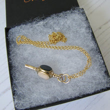 Carica l'immagine nel visualizzatore di Gallery, Antique 15ct Gold Watch Key Fob, Victorian/Georgian - MercyMadge