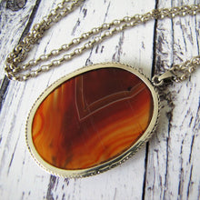 Charger l'image dans la galerie, Antique Victorian Scottish Banded Agate Silver Pendant Necklace - MercyMadge