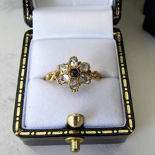 Charger l'image dans la galerie, Georgian 15ct Gold & Topaz Flower Ring